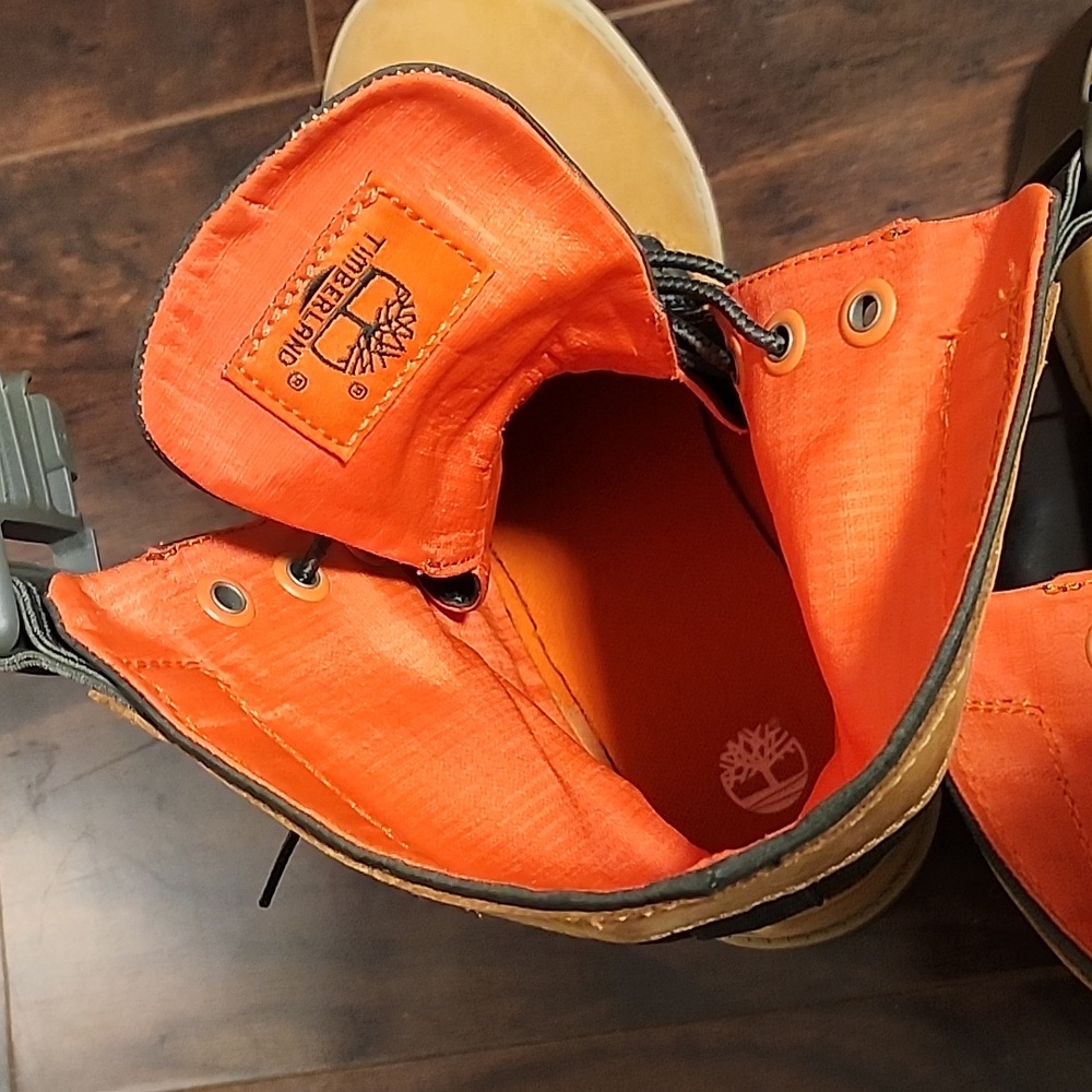 Timberlands - Picture 6 of 7